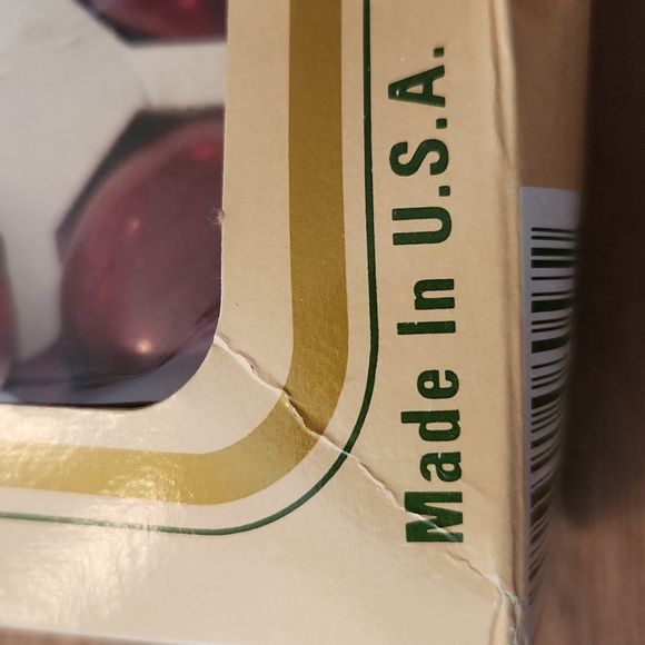 Vintage Pyramid Box of Red Glass Ornaments - Set of 16 - Made in USA - Picture 5 of 8